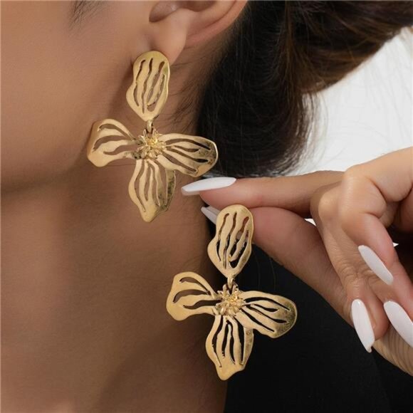 18K Gold-Plated Butterfly Flower Statement Earrings - Picture 1 of 5